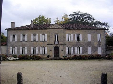 Château du Prada — Wikipédia